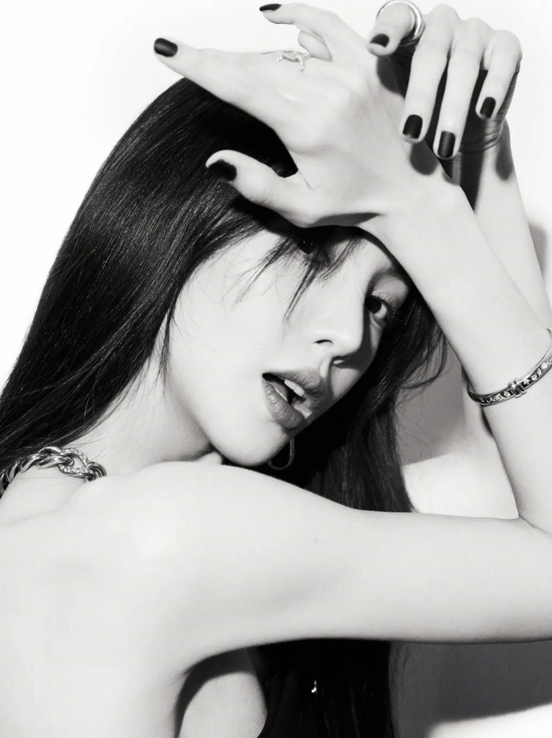 金晨|顶级性感名模金晨,冷感、美艳,出类拔萃