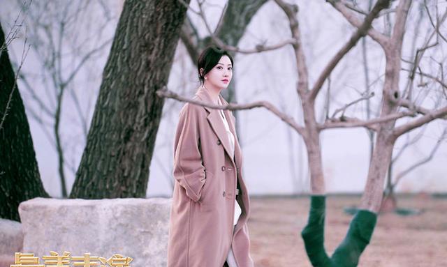 运动 景甜参加《最美表演》,刘海配西装,温婉可人!