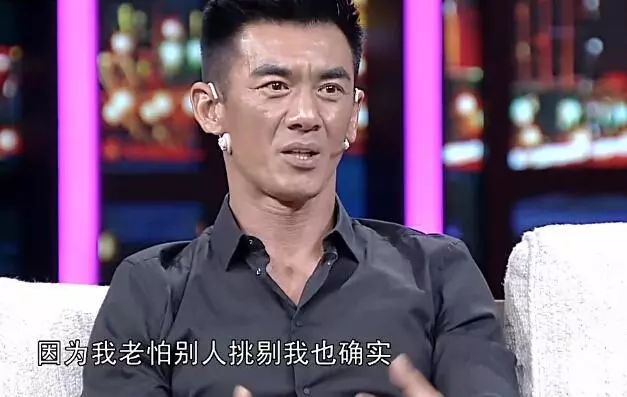 谭咏麟|“军旅一哥”任天野，婚后几十年为何0绯闻？看看妻子是谁就知道