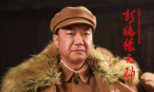 董勇|董勇：曾发誓不再结婚，46岁对郑佳艳一见钟情，47岁当爹后热泪盈眶