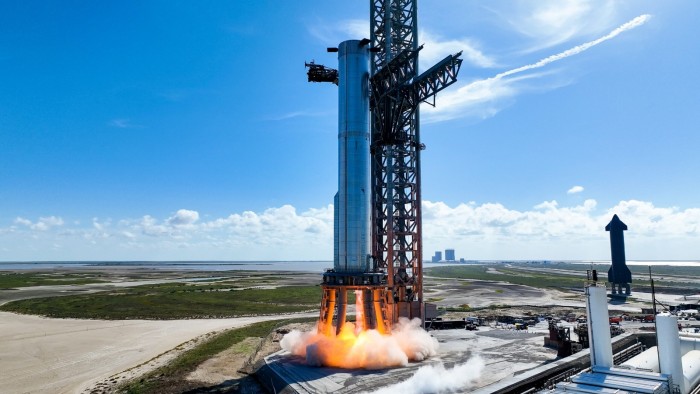 马斯克又走在了前面?液氢未来将成为SpaceX火箭的燃料?