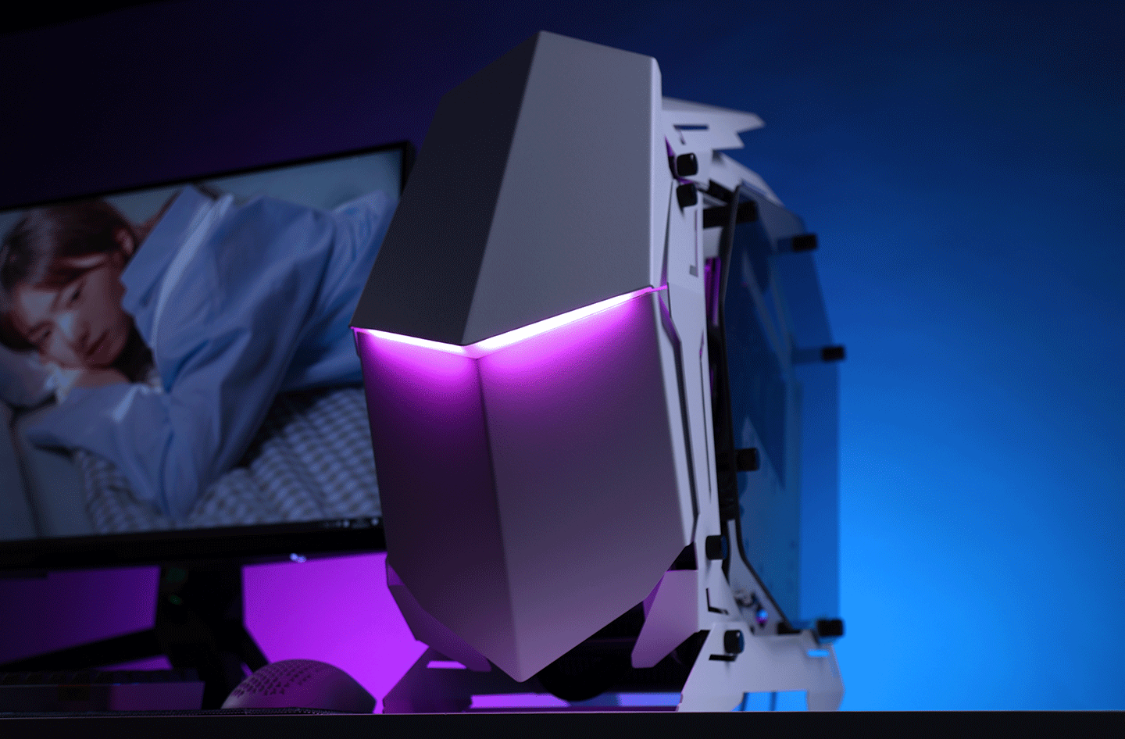 高通骁龙|迷你版“巨物”异形机箱，搭配可超频的非K酷睿i5-12400装机分享