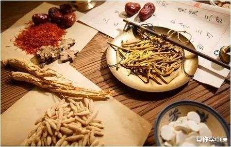 艾灸|湿邪，伤阳气！后背发凉两年，用除湿的方子治好，值得一学