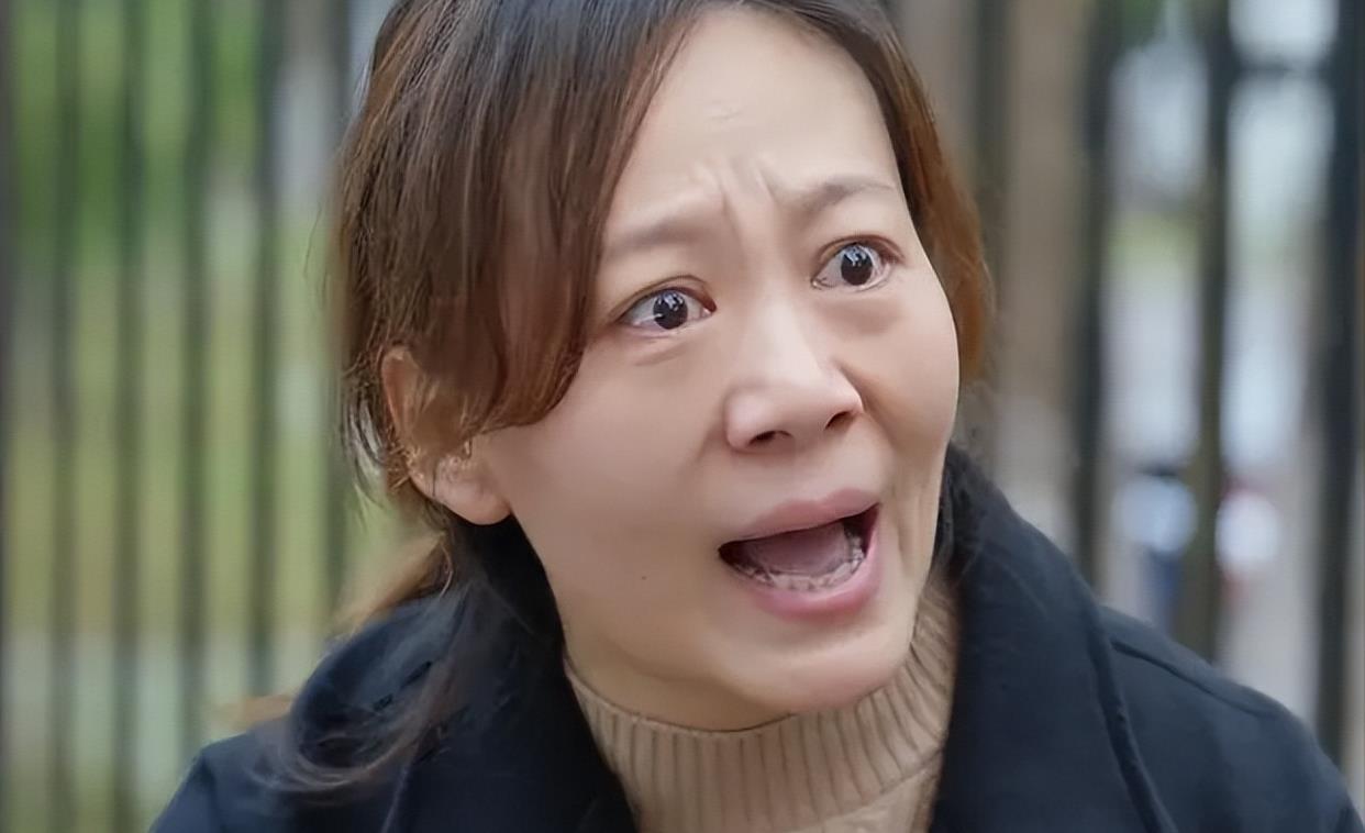 父母可以有多狠?为了20万“逼死”女儿,只有弟弟在乎姐姐身后名