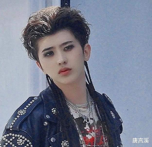 黄晓明|“油腻界”5位前辈,挤眉弄眼,邪魅一笑,决战油王之巅的男人们