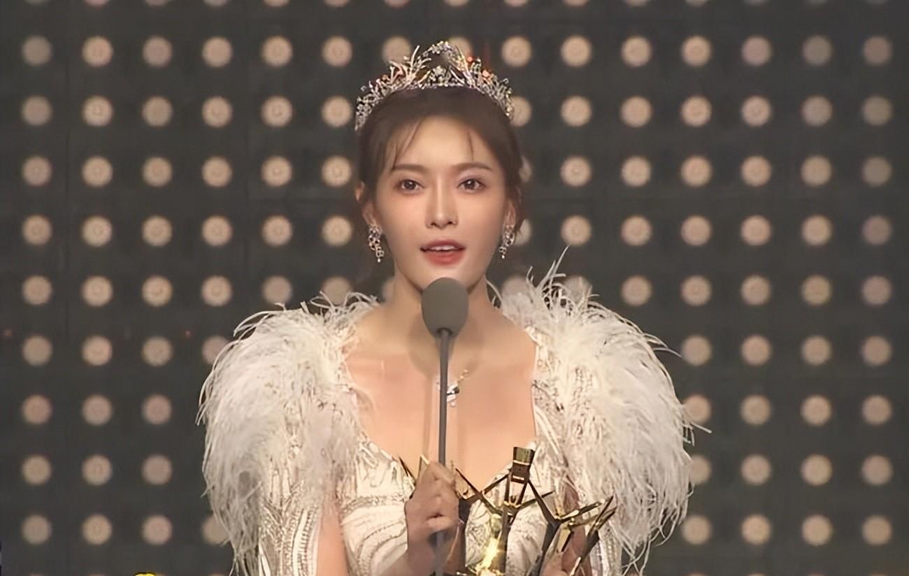 yy直播|YY发文称芮甜甜4亿违约金已递交立案,将以最大力度维权