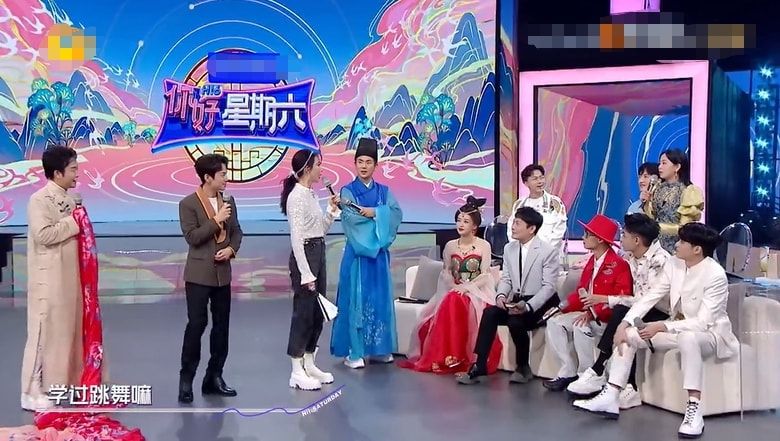 何炅|《快乐大本营》没了，快乐家族只剩何炅一人，改版后节目口碑如何