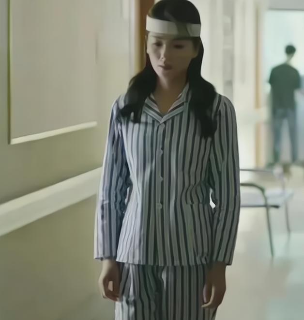 迪丽热巴|《公诉精英》路透，刘涛被与迪丽热巴相比，网友：像大妈