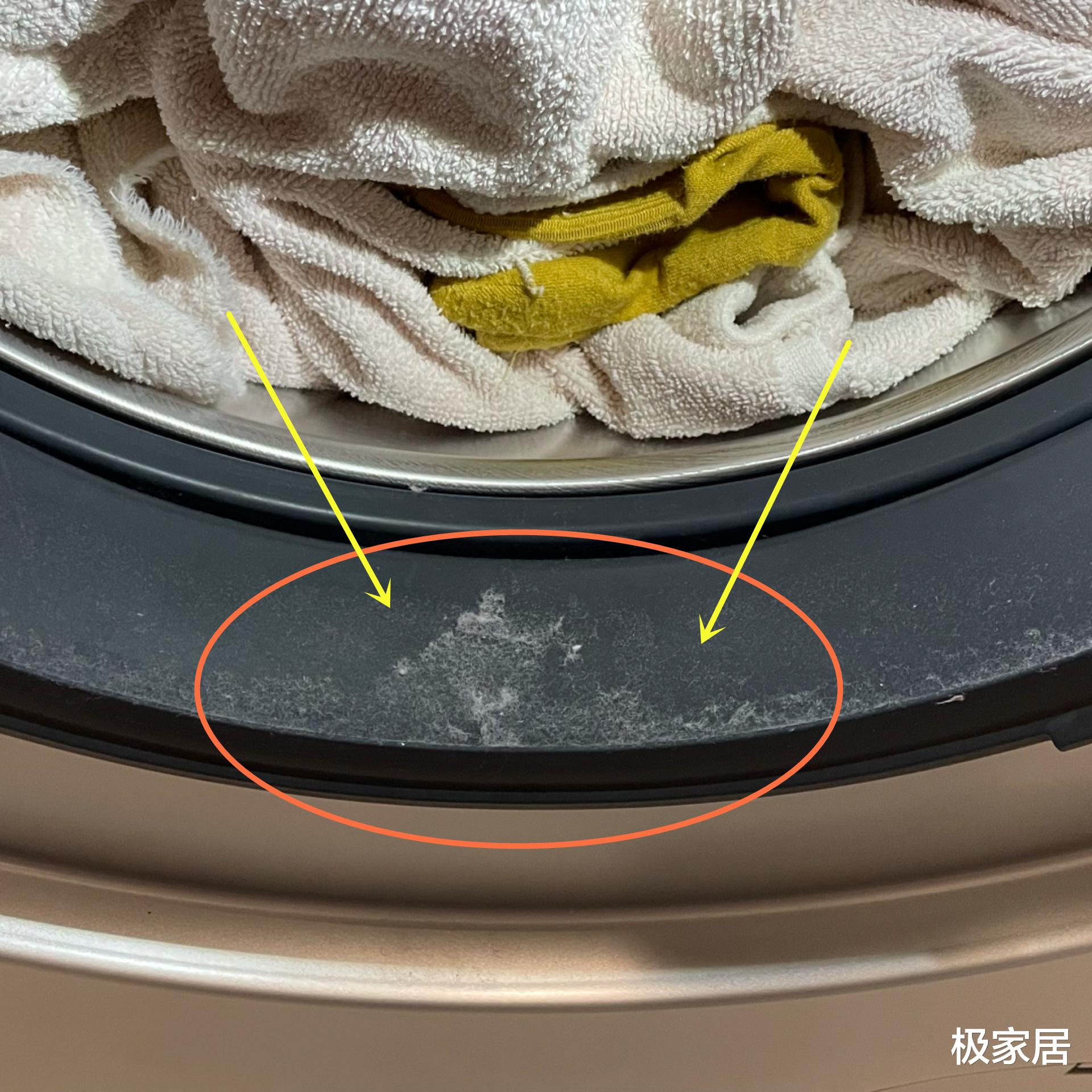 衣服洗完总有“毛絮”怎么办?学保洁阿姨的做法,洗完干净如新