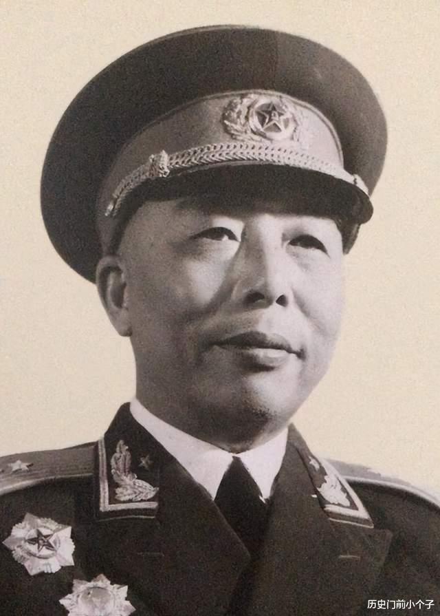 29年,青楼女子资助落魄革命青年,青年后成兵团司令,他如何报答