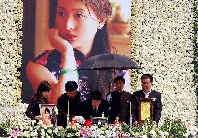 李钰|“人间理想”李钰:演方瑜成名,抗癌两年离世,成父母余生之痛