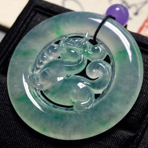 翡翠|玉器七千陈湛露,翠蛾三百舞灵风,来看看神兽翡翠雕刻!