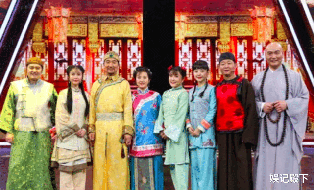 康熙微服私访记|《康熙微服私访记》再难上映,母带被拍卖,价格低到不如爱豆片酬