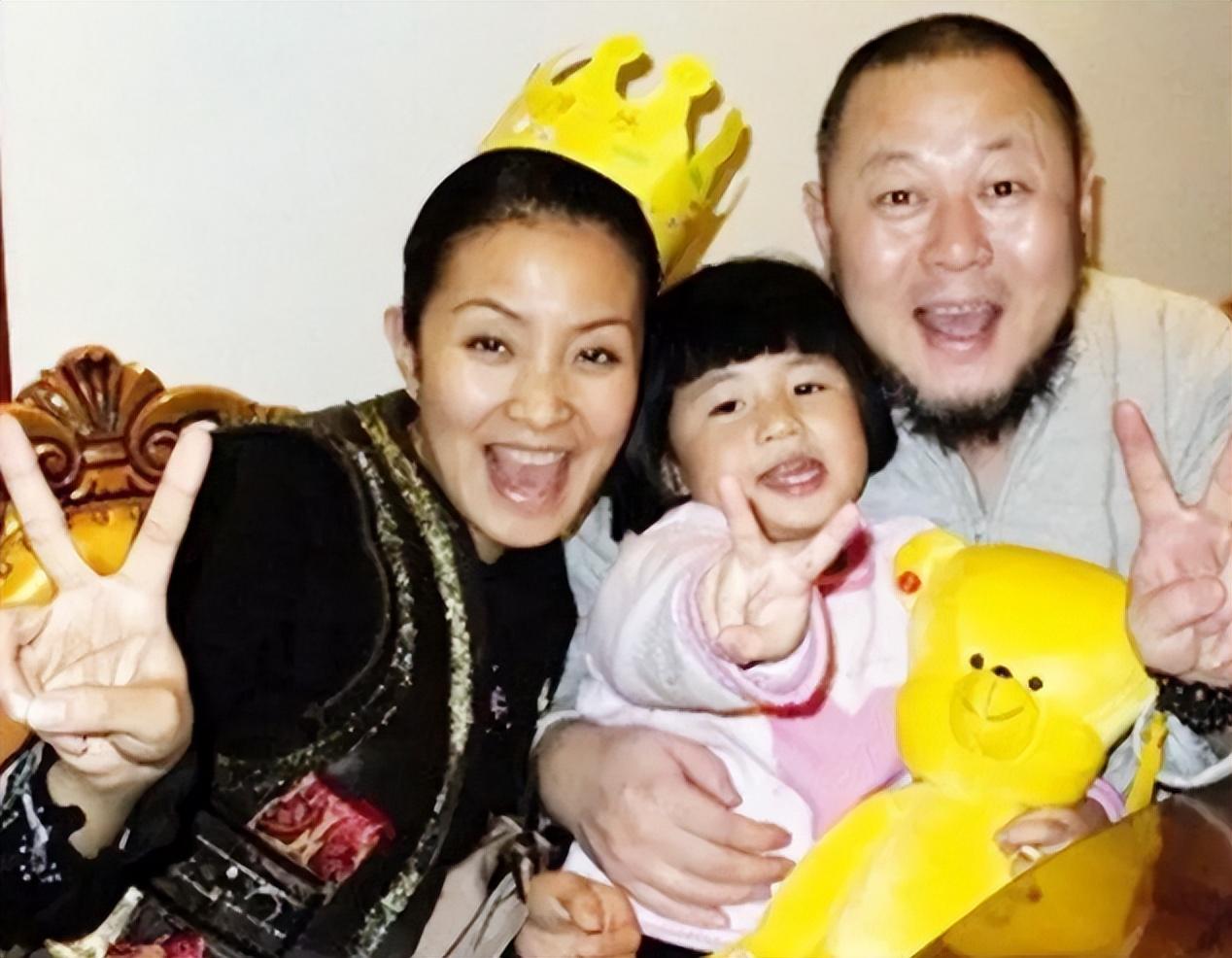 仲小萍|仲小萍与火风离婚28年：她因儿子遭敲诈退圈抑郁了，他再婚有烦恼