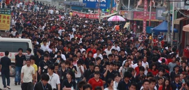 深圳市|深圳工厂混日子人太多,很多工厂因搬迁难倒闭了,员工和企业耗着