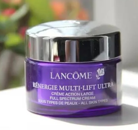 护肤品 抗初老护肤品推荐