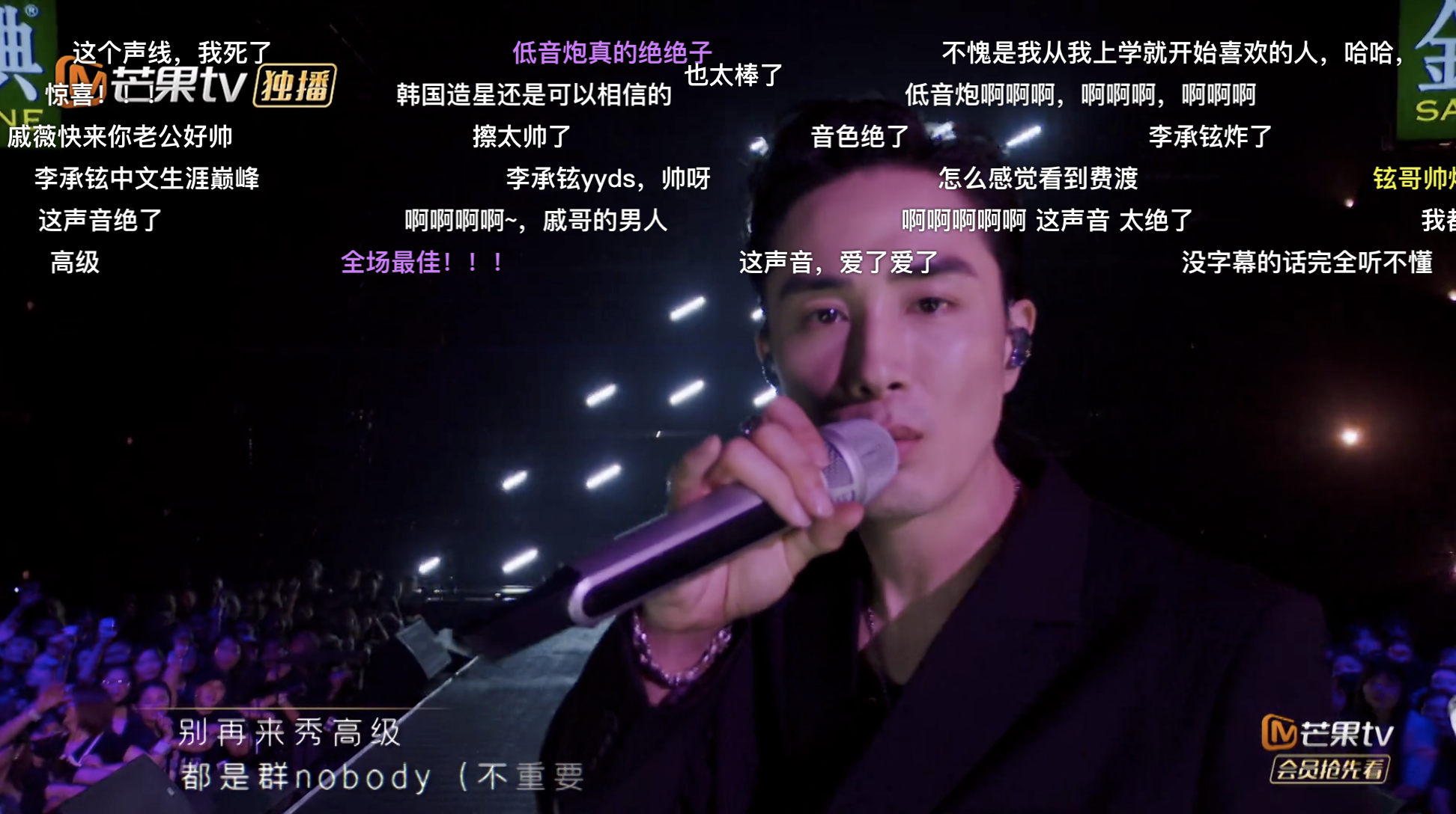 戚薇|戚薇挺孕肚带女儿聚会，穿蓬蓬裙走路小心翼翼，Lucky身高接近妈妈肩膀