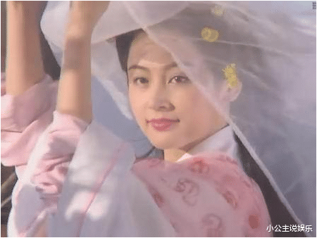 陈红|陈红是她姑姑，陈凯歌是姑父，出道13年好片拍到手软，可还是路人