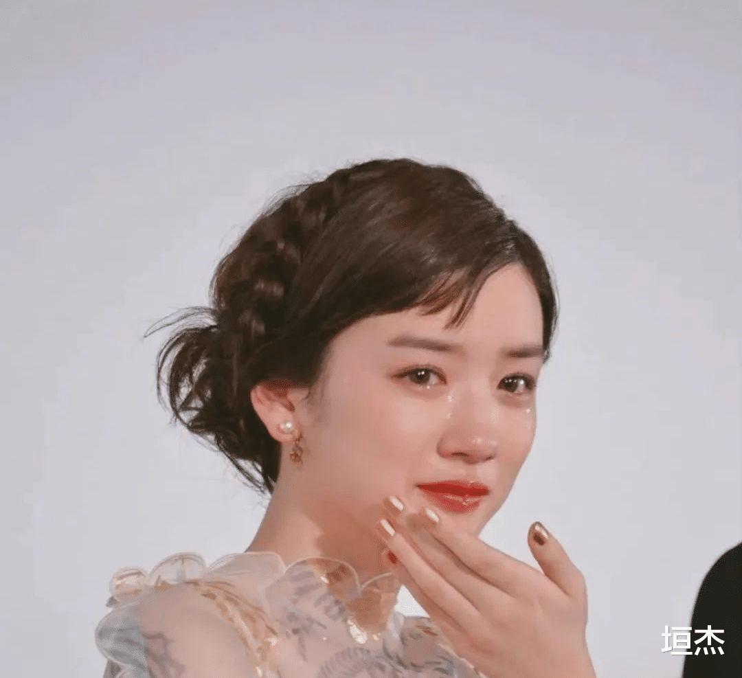 李沁|李沁脸上的苦相怎么一夜之间消失了？