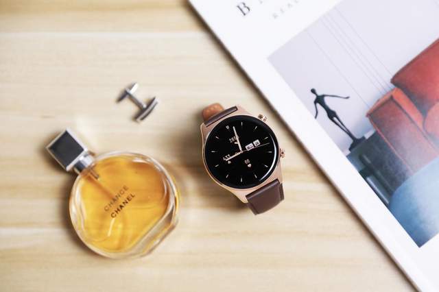 A轮融资|京东平台智能数码穿戴单品销量Top1，荣耀手表GS 3同价位的最优解