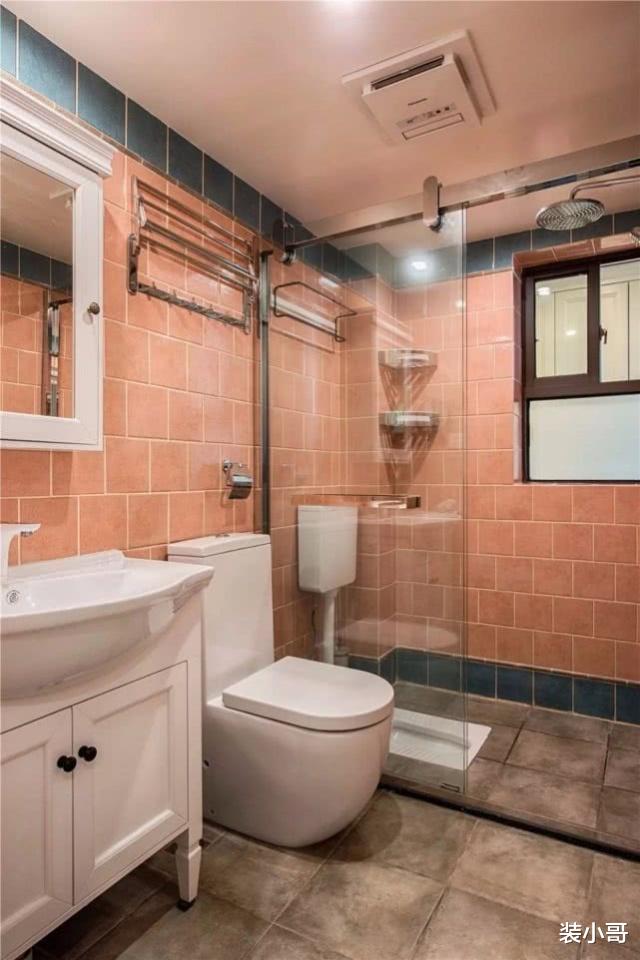 卫生间装马桶已经不流行了,聪明人都这样设计卫生间,简单又实用