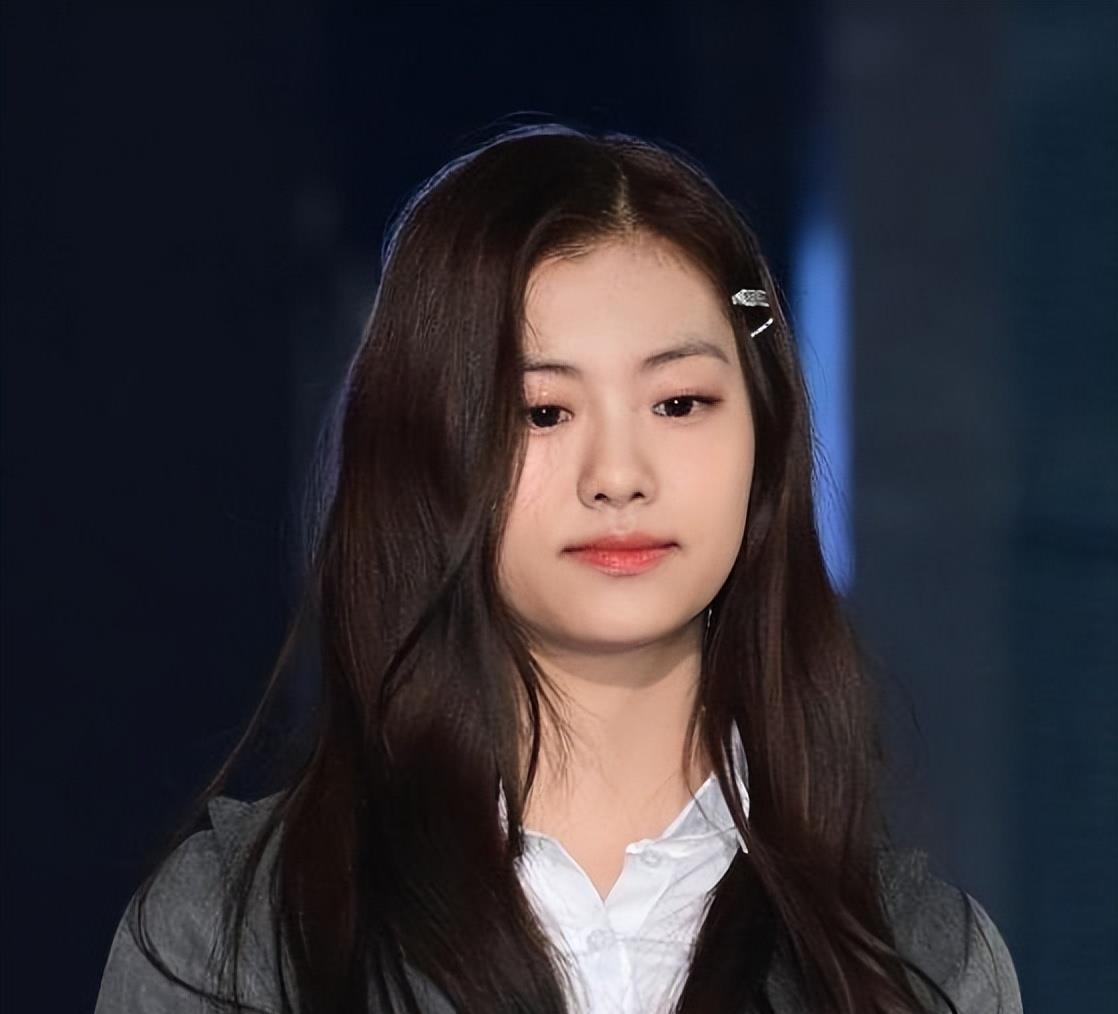 张元英|贿赂出道被嘲小偷，后靠实力逆袭人气TOP，却因走性感路线被嘲