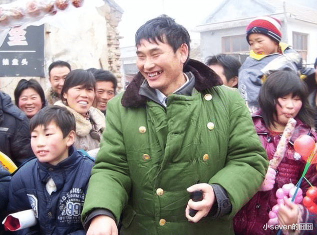 陈萌|陈萌家被传想退婚,大衣哥面色难看,陈萌体重才47斤被疑怀孕是假