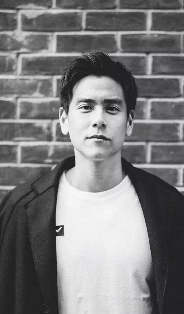 迫在眉睫|青少年逐渐女性化,原来在《三体》中早已预言,形式已迫在眉睫!