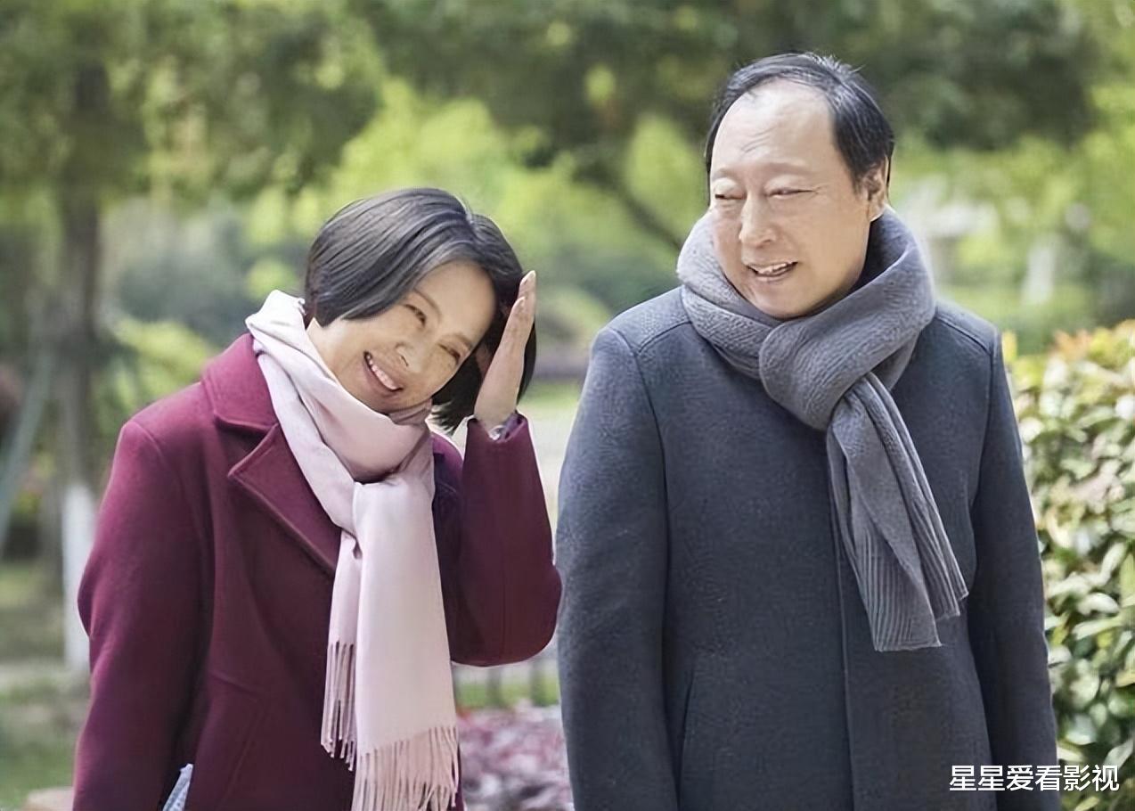 周晓鸥|《都挺好》蔡根花,不富裕,为啥看不上苏大强的30万?4点太清醒