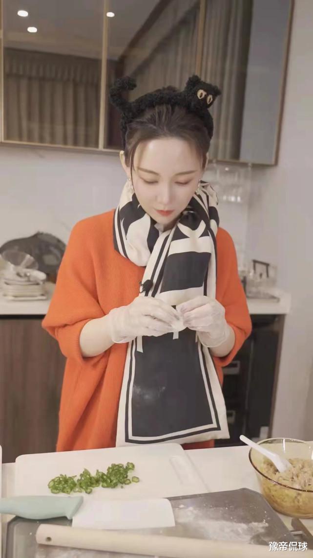 丁俊晖|心疼潘晓婷，为何空窗40年？丁俊晖娶妻生娃迎蜕变，斯诺克要变天