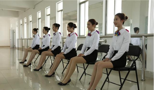 甘肃|大专生毕业有哪些好的出路？多半是从事这三种工作，现状令人唏嘘