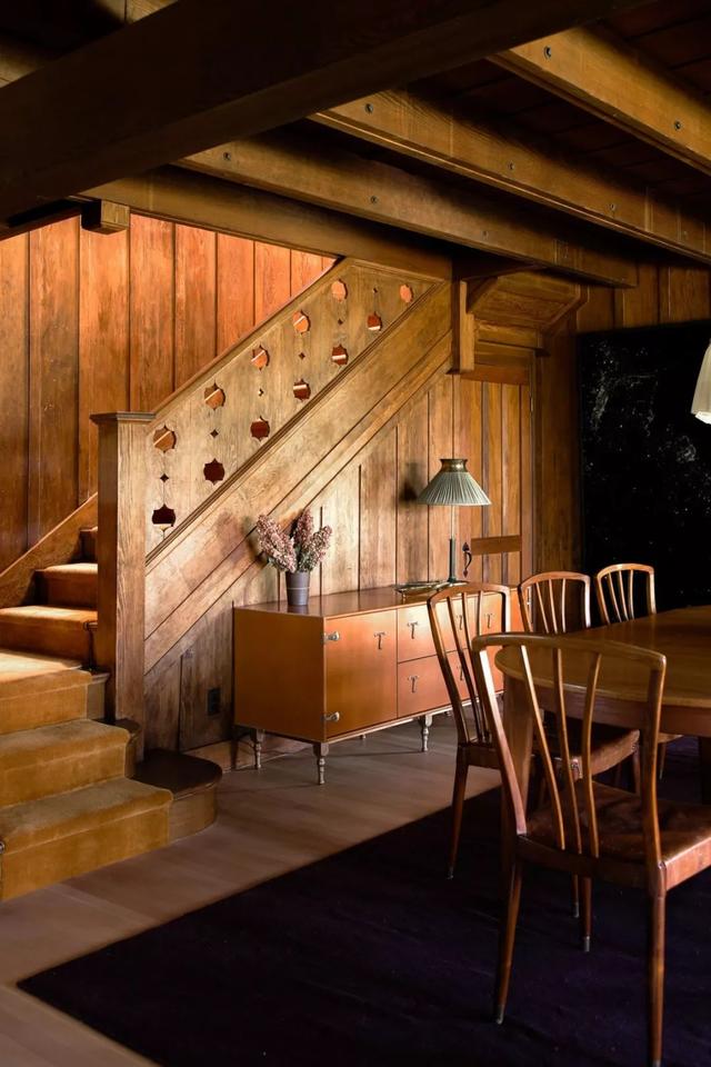 安妮·海瑟薇|40岁安妮海瑟薇的家火了:住乡村小木屋,把童话故事搬进生活!