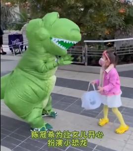 陈冠希|陈冠希育儿观引争议?网友:居然甘愿跟一个浪子学怎么教育女儿