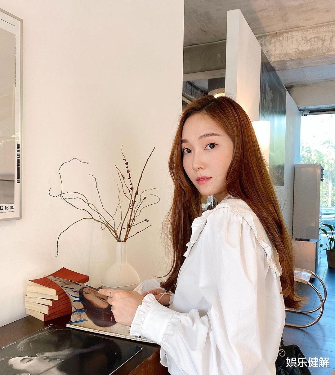 街拍|韩国女星执意参加中国综艺，遭到本国粉丝网络暴力