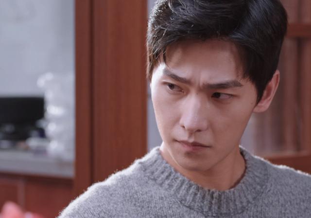 迪丽热巴|《荣耀》播出过半，播放量不如预期，杨洋迪丽热巴演技有待提高