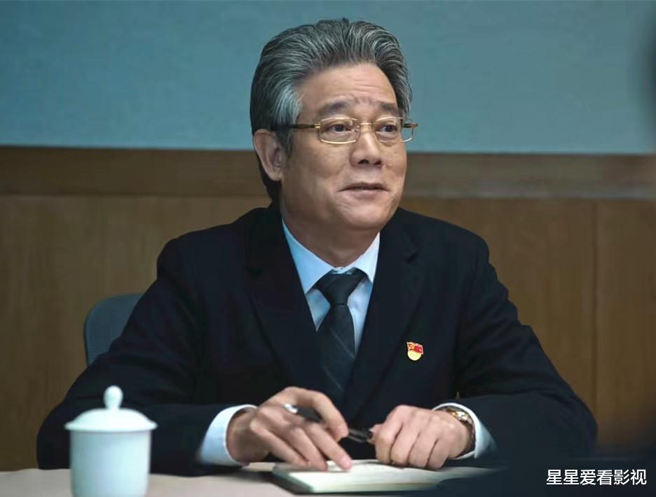 白江波|《狂飙》徐江,从成功企业家沦为丧家之犬,6件事让他毁了自己