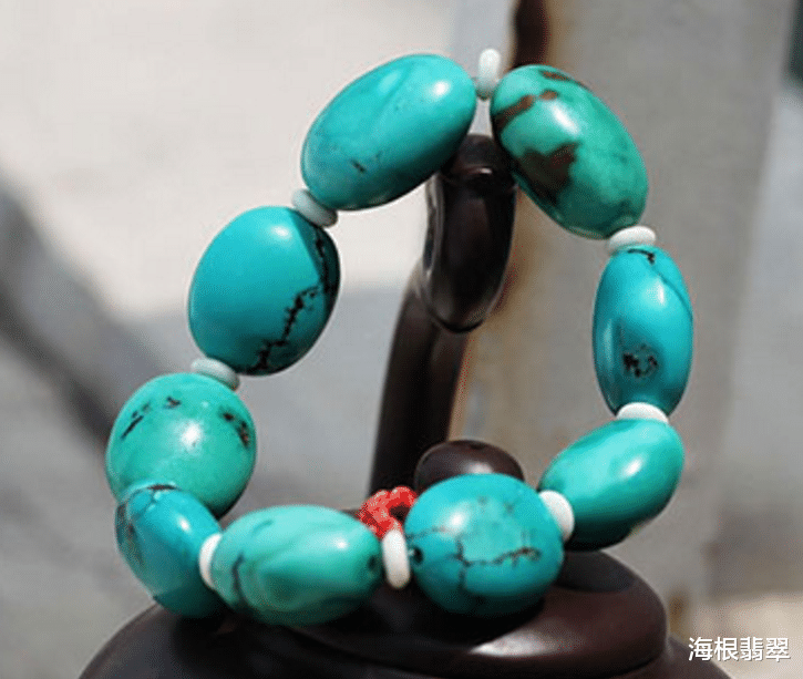 绿松石|“不老男神”陈坤私底下竟是一位文玩爱好者,偏爱这鲜艳夺目的绿松石!