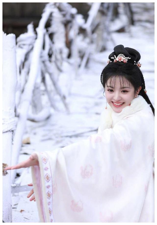 11.17剧：杨幂 白敬亭 田曦薇 赵丽颖 张若昀 许凯 白鹿 任嘉伦 张新成