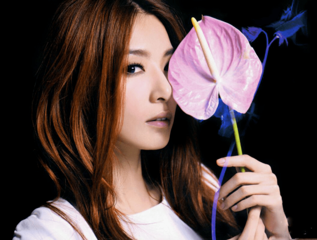 田馥甄|田馥甄摊牌了，这次连装都不装了，细扒她过往言行细思极恐！