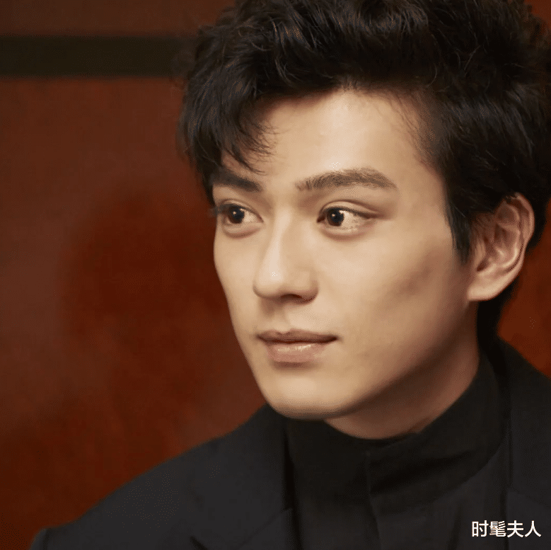 新田真剑佑|天！他是第二个吴亦凡？快坐牢吧