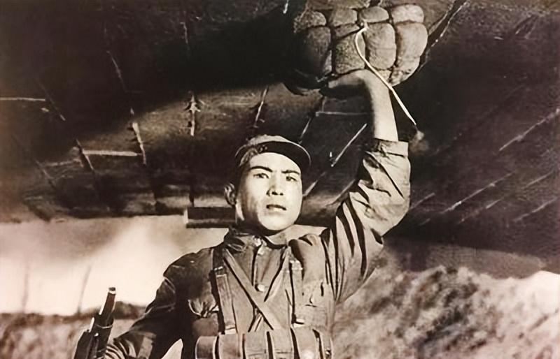 董存瑞牺牲后,他的妻子照顾丈夫家人三年!公公力劝这才选择改嫁