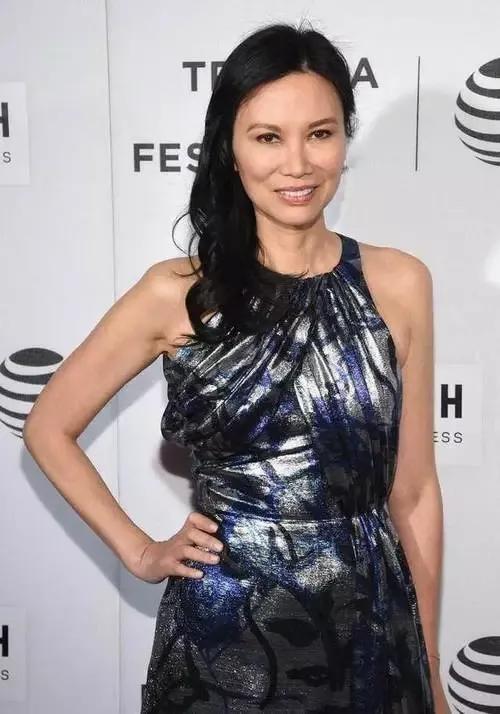 整容|“中国悍妇”邓文迪：送默多克绿帽，离婚分走270亿