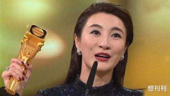 李易峰|尬吹颜值太社死！路人长相、肿成猪头、胖成大海，这也夸得下去？