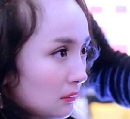 杨幂|女明星掀开刘海后, 会有什么样的惊喜？杨幂掀开刘海后更有魅力