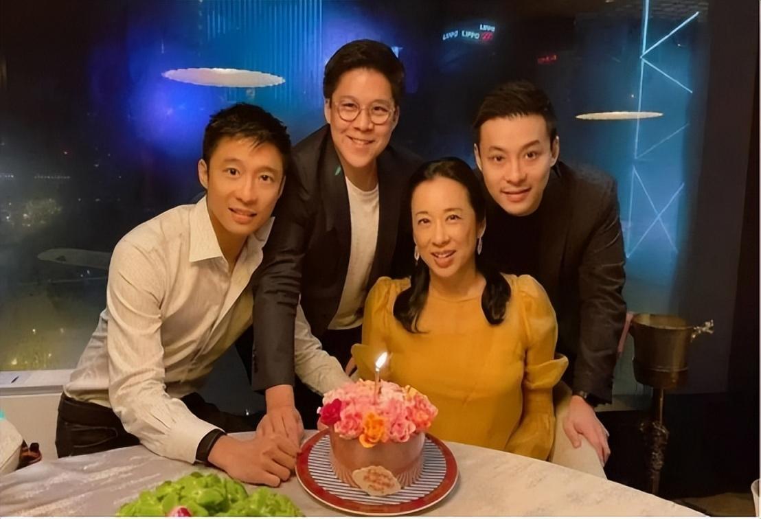 郭晶晶|“人间清醒贵妇”郭晶晶:被香港阔太圈,踢出局?