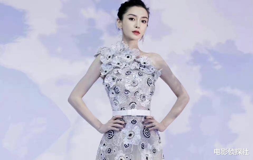 Angelababy|baby资源降级！多个品牌到期不续约，粉丝强行挽尊称baby方先提的