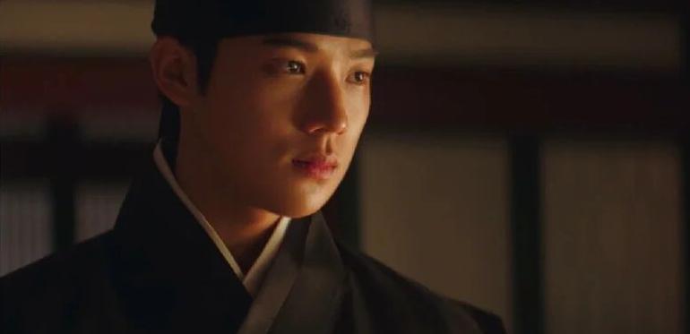 郑智薰|《雨伞》王后集合家人们开始反击!老二支棱起来了,Rain惊喜客串