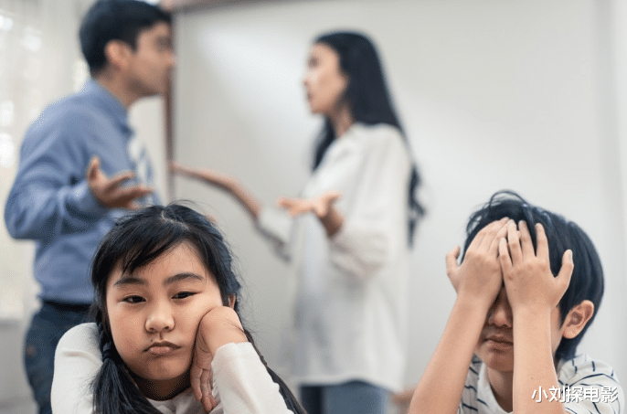 给女儿报舞蹈班的钱,被小叔子偷偷拿走打游戏,婆婆:赔钱货不配