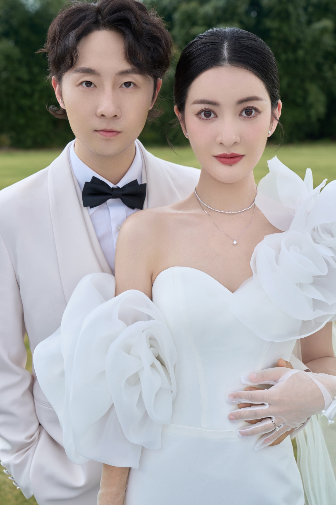 宋秉洋|宋秉洋官宣和相恋13年女友结婚 婚纱大片曝光幸福满满