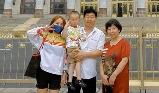 |老杜发牢骚，质问投篮者为啥不让她说话？扬言乌云永远遮不住太阳